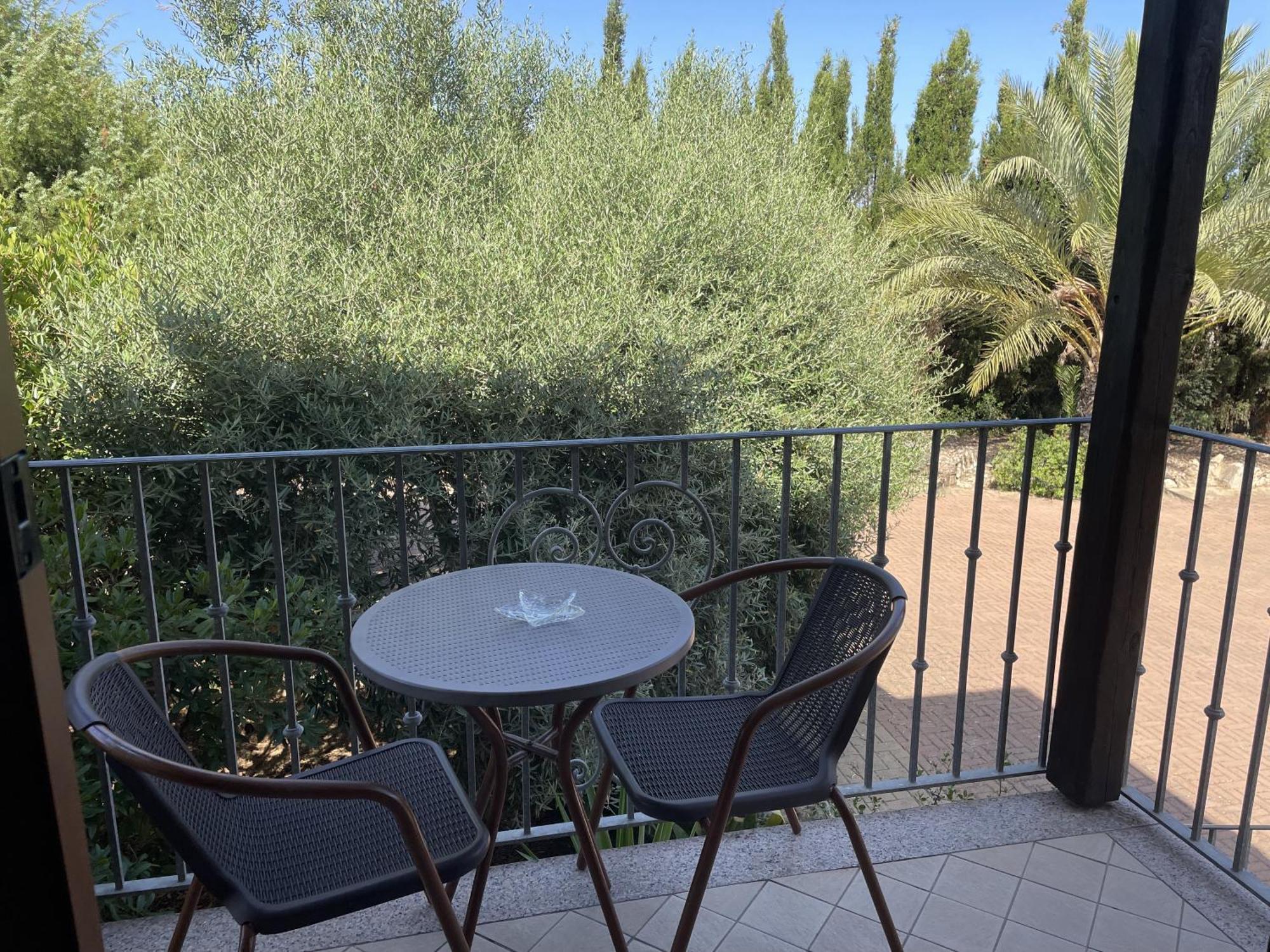 Villa Sorrentina Альгеро Экстерьер фото